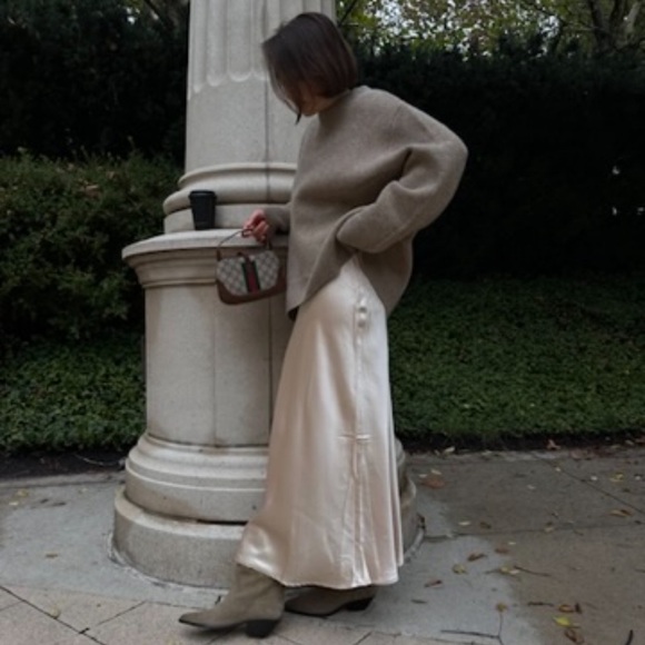 Zara sweater - Picture 3 of 5